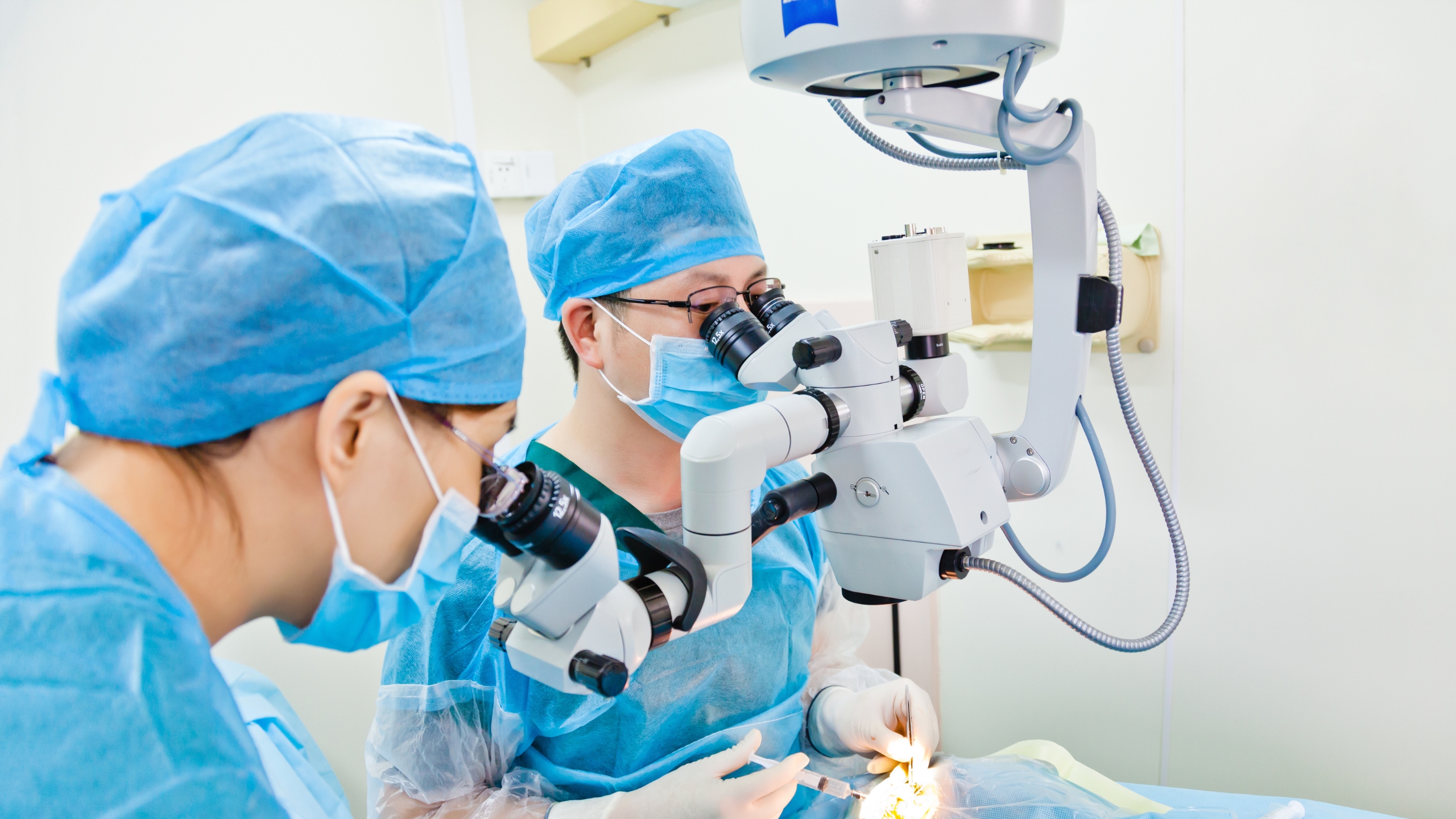 Dental and surgical practice team operating in a calm environment as they outsourced their bookkeeping to ClockworX